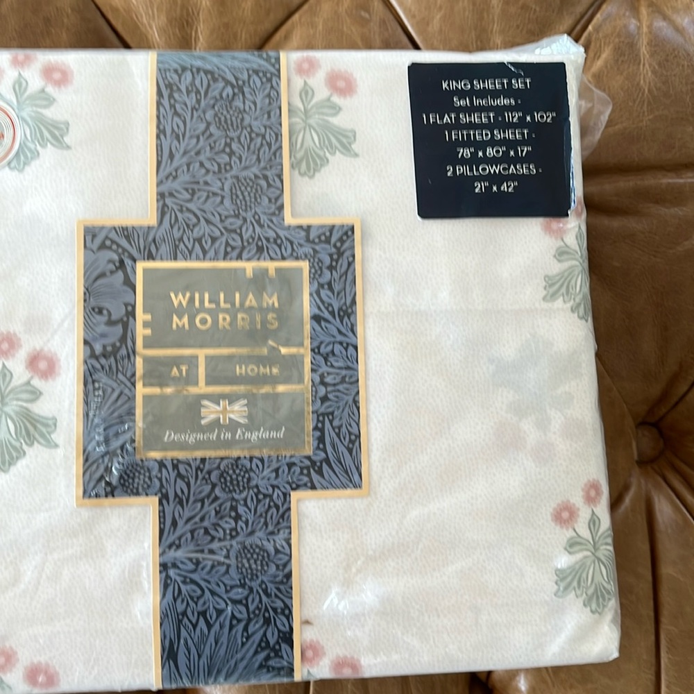 NWT William Morris at Home Woodland Floral Ochre King Sheet Set